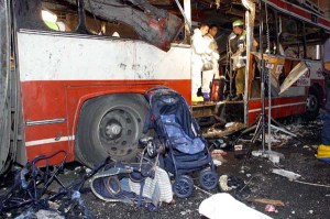 attentat islamiste bus bombe